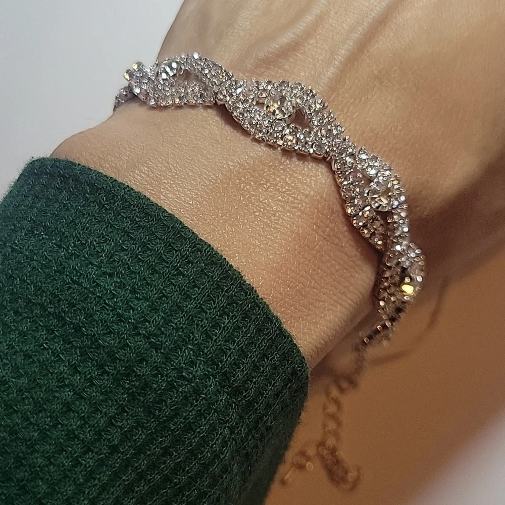 Statement Crystal Accent Bracelet NWOT Formal‎ Jewelry Party
